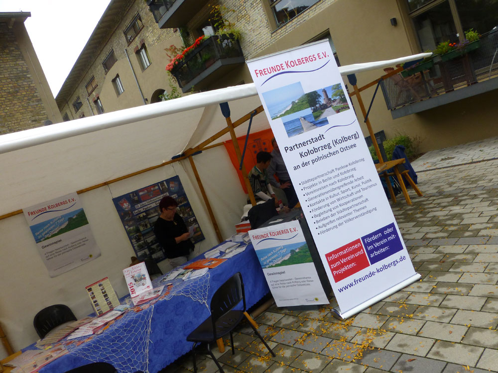 Vor der Eröffnung: Der Stand der Freunde Kolbergs. Foto: Kolberg-Café