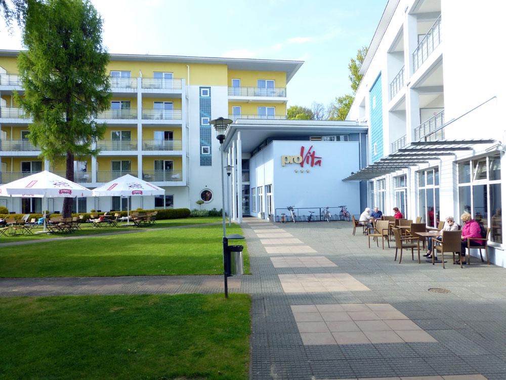 Eingangsbereich des Hotels Pro Vita. Foto: Kolberg-Café Eingangsbereich des Hotels Pro Vita. Foto: Kolberg-Café