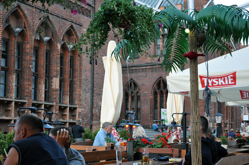 Restaurants am Marktplatz in Kolberg. Foto: Kolberg-Café