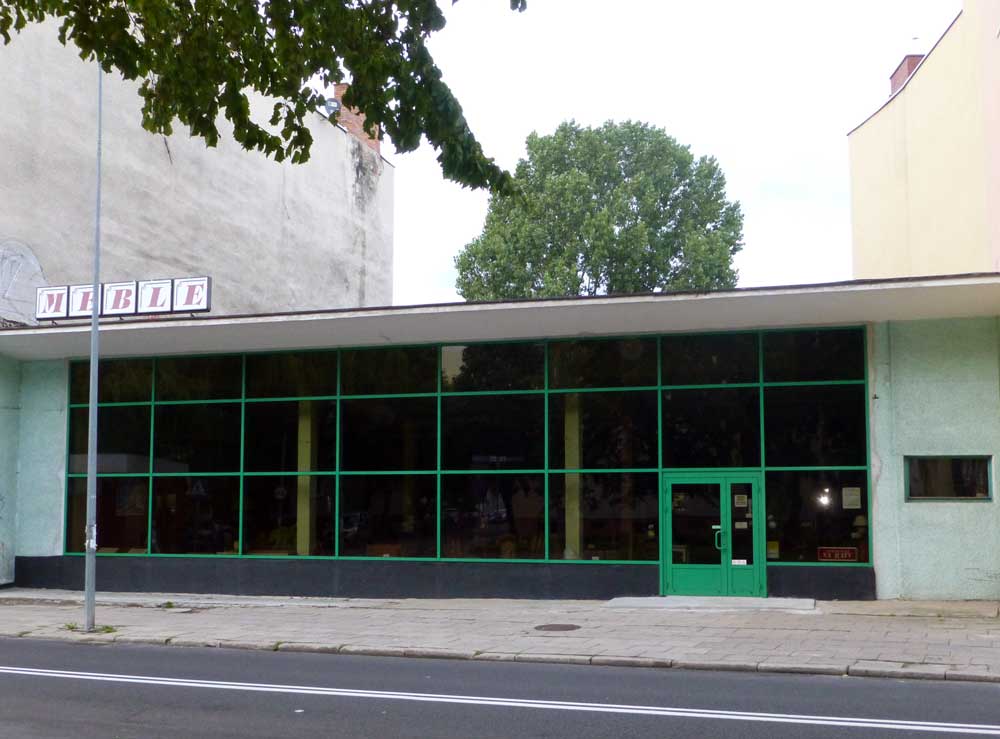 Minimalistisches Möbelgeschäft in Kolobrzeg (Kolberg). Foto: Kolberg-Café