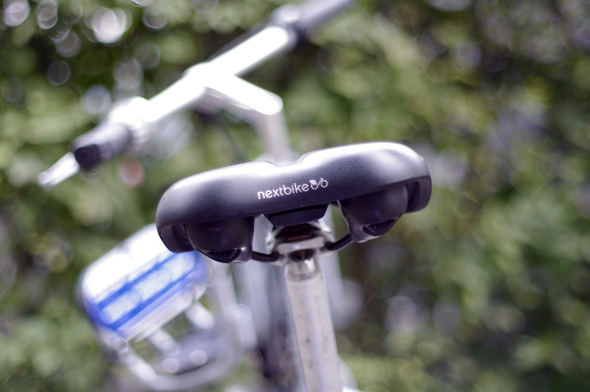 Nextbike-Fahrrad. 16850449, Pixabay. https://pixabay.com/de/photos/nextbike-bike-fahrrad-radfahrer-5301950/