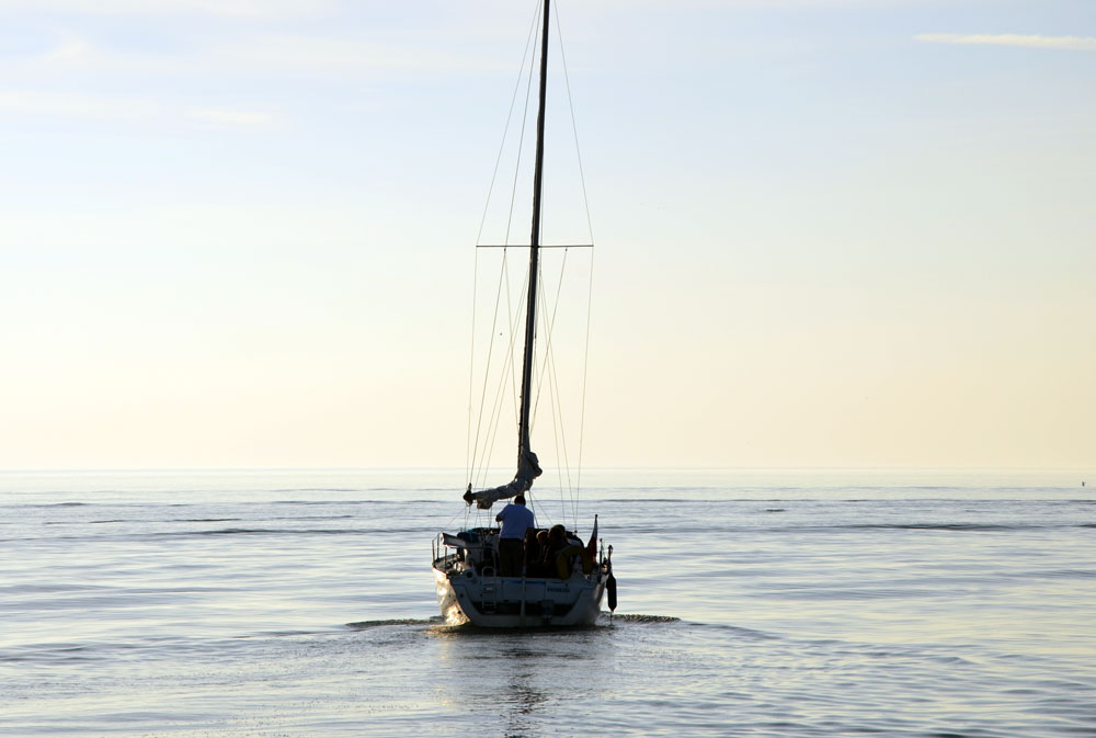 Segeln vor Kolberg. Foto: Kolberg-Café