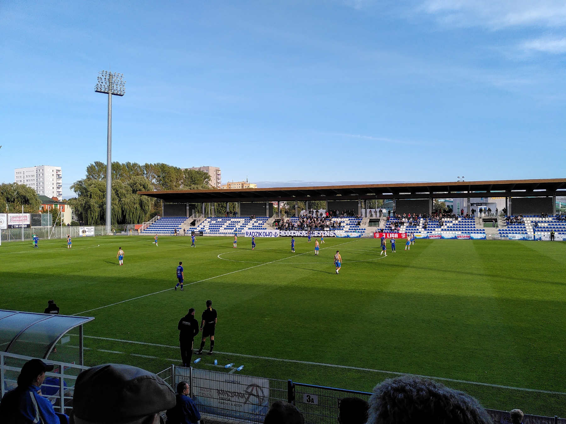 Stadion - Sebastian Karpiniuk in Kolberg. Foto: Kolberg-Café