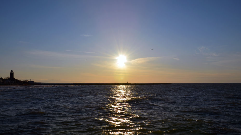 Strand am Abend. Foto: Kolberg-Cafe Strand am Abend. Foto: Kolberg-Cafe