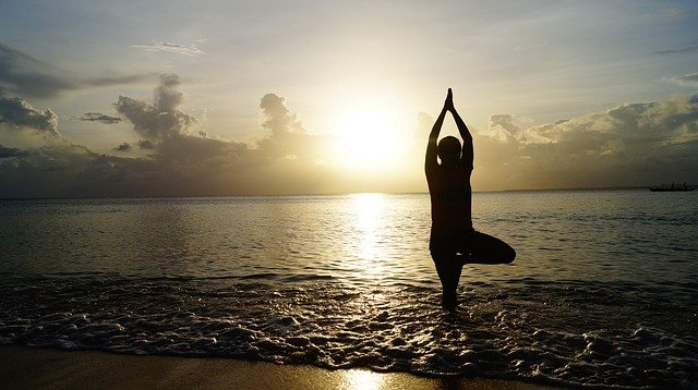 Yoga am Strand. Foto:Pexels via Pixabay
